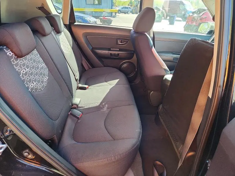 2010 KIA SOUL +  
