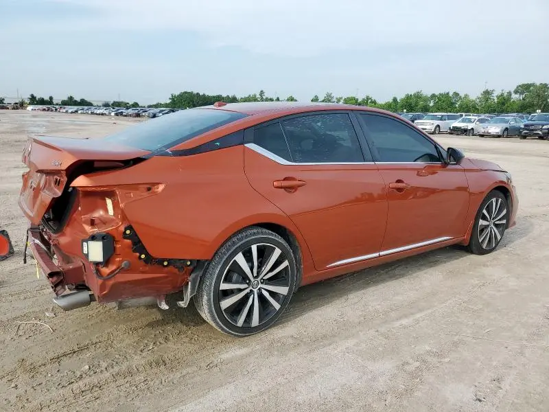 2020 NISSAN ALTIMA SR  