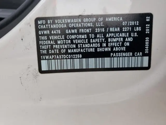 2013 VOLKSWAGEN PASSAT S  