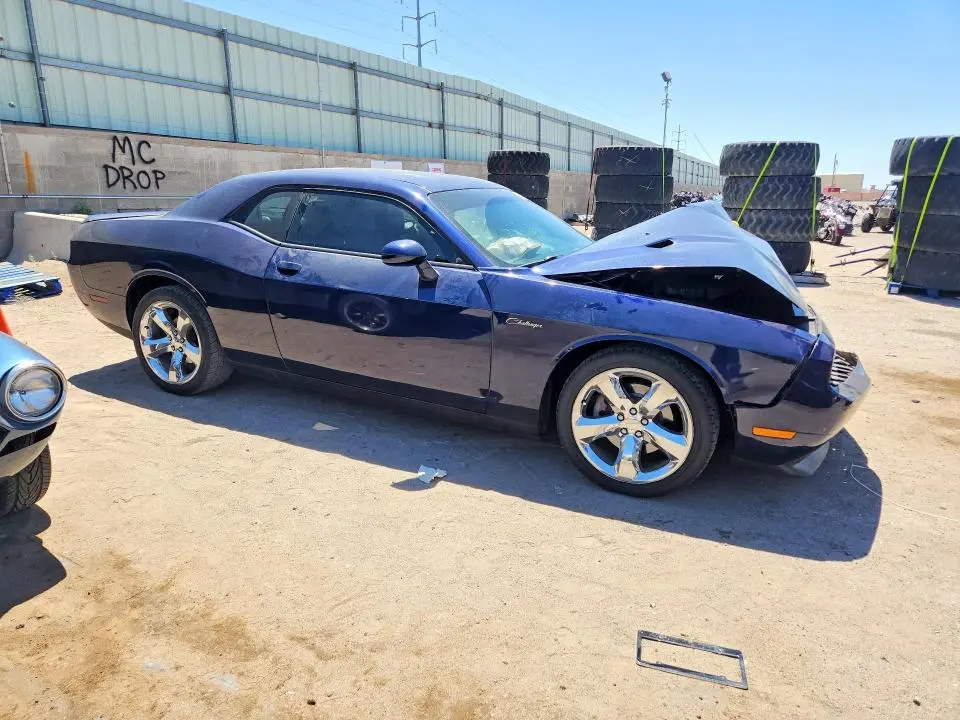 2014 DODGE CHALLENGER SXT  
