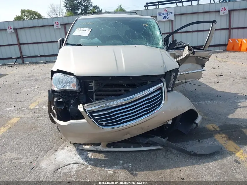 2015 CHRYSLER TOWN & COUNTRY TOURING