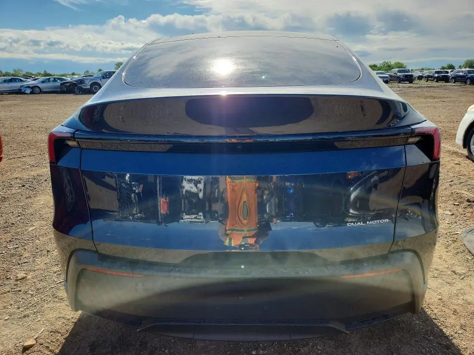2026 TESLA MODEL Y   