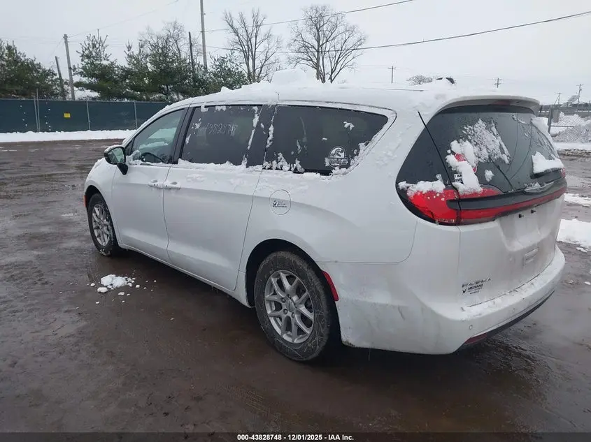 2024 CHRYSLER PACIFICA TOURING L
