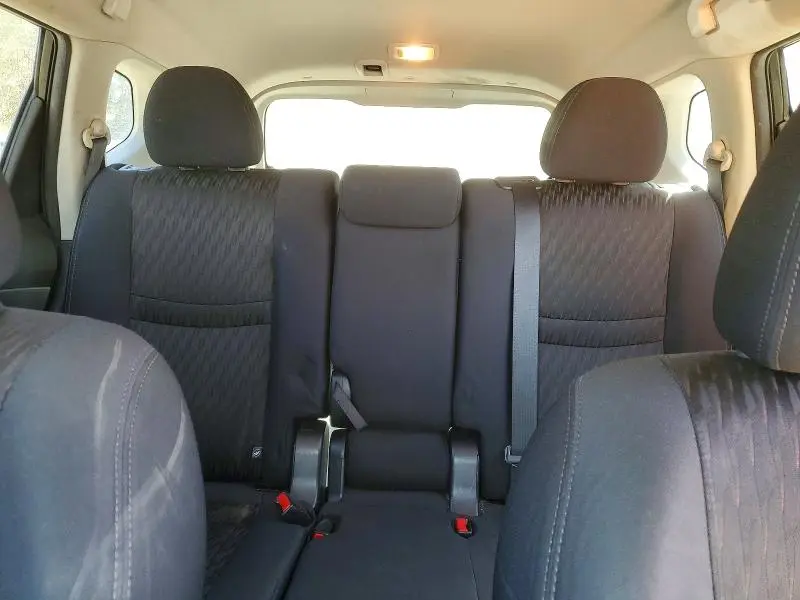 2019 NISSAN ROGUE S  