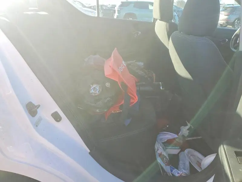 2019 NISSAN VERSA SV  