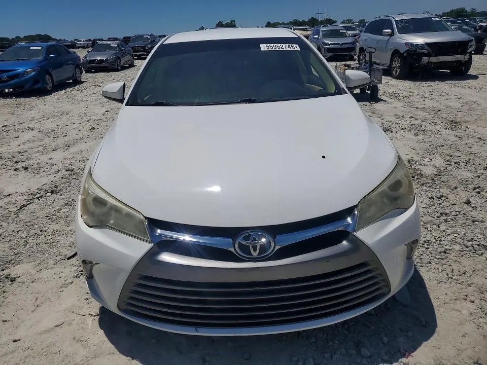 2017 TOYOTA CAMRY LE  