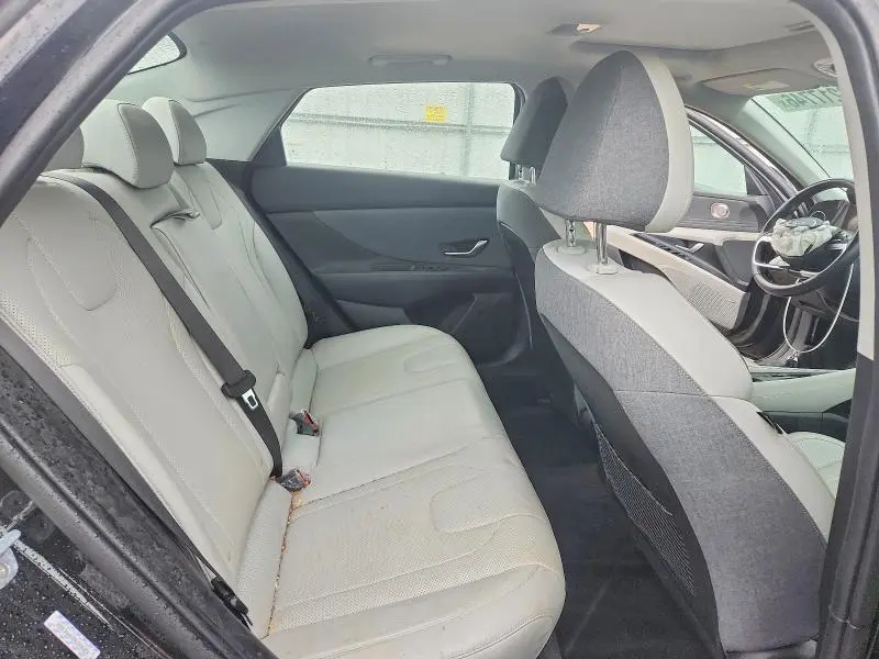 2022 HYUNDAI ELANTRA LIMITED  