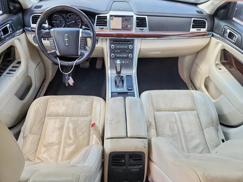 2011 LINCOLN MKS   