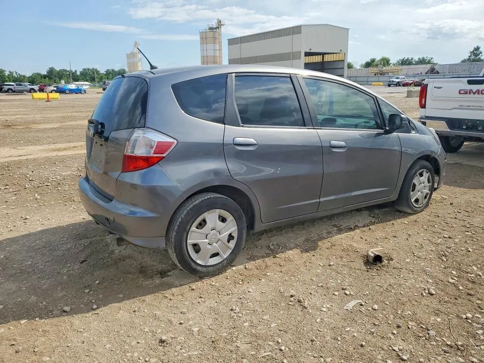 2013 HONDA FIT   