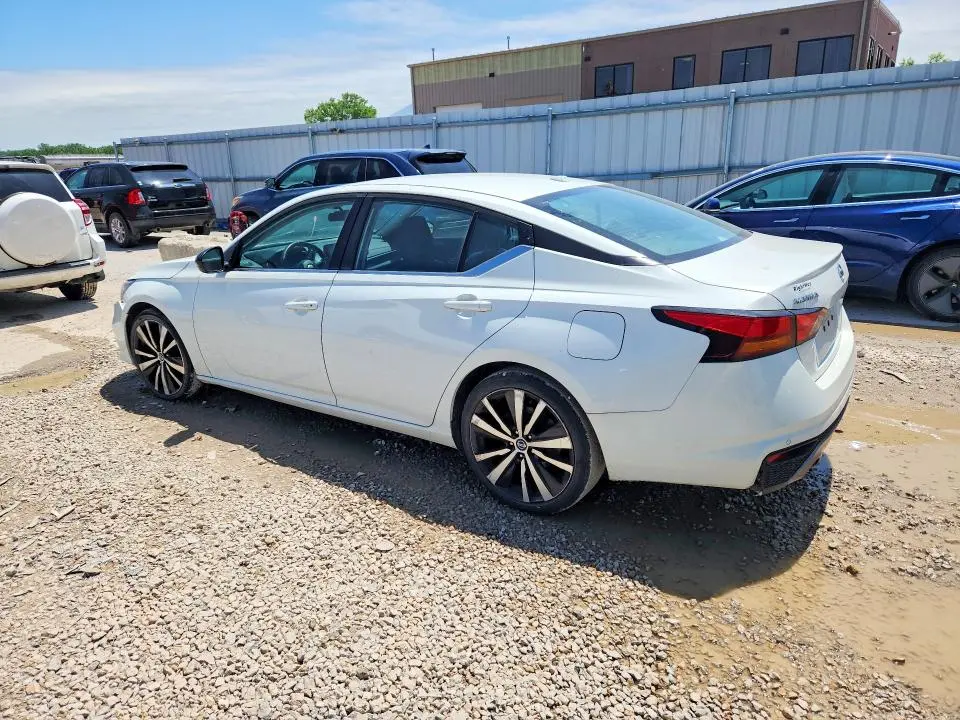 2020 NISSAN ALTIMA SR  