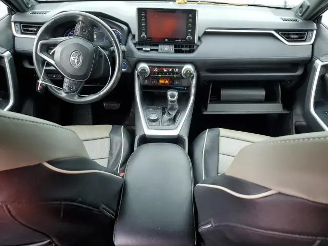 2019 TOYOTA RAV4 XSE  