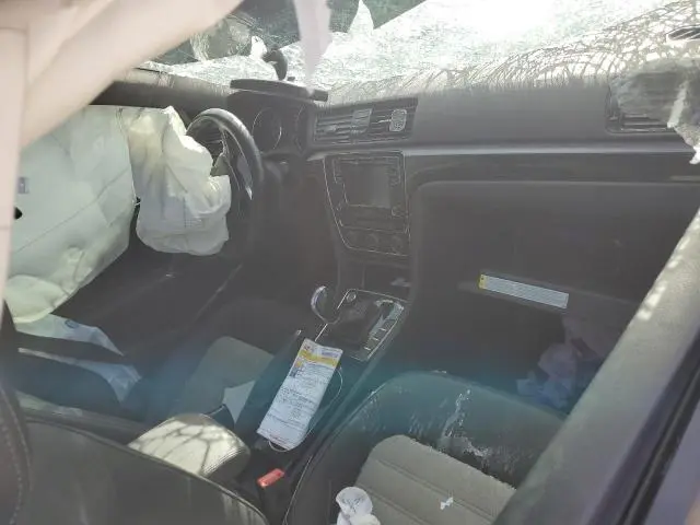 2018 VOLKSWAGEN PASSAT GT  