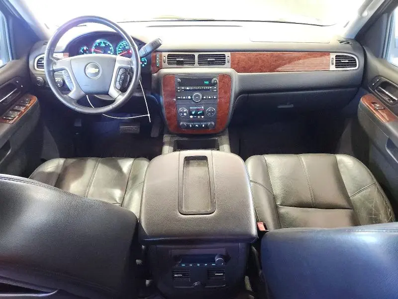 2013 CHEVROLET AVALANCHE LT  