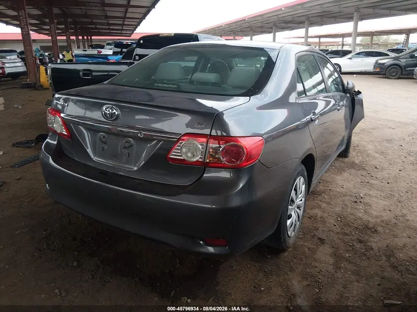 2013 TOYOTA COROLLA LE