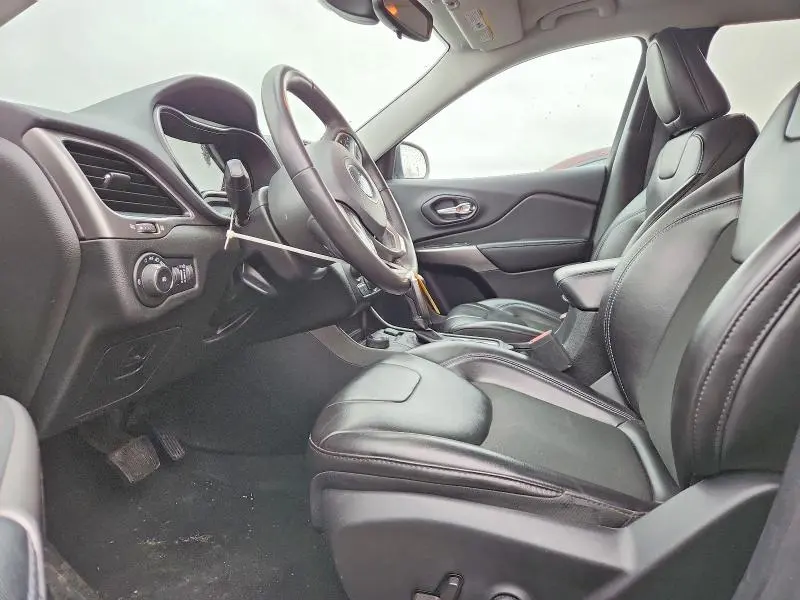 2021 JEEP CHEROKEE LATITUDE PLUS  