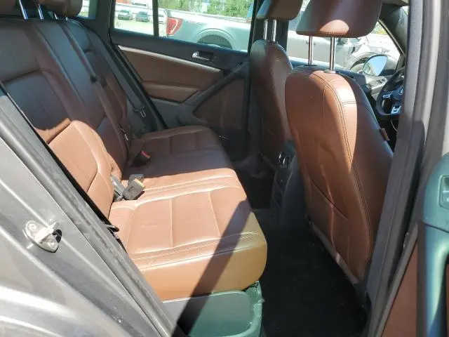 2013 VOLKSWAGEN TIGUAN S  