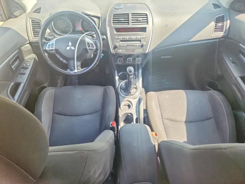 2011 MITSUBISHI RVR SE  