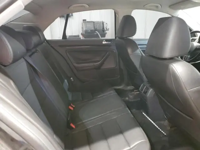 2010 VOLKSWAGEN JETTA TDI  