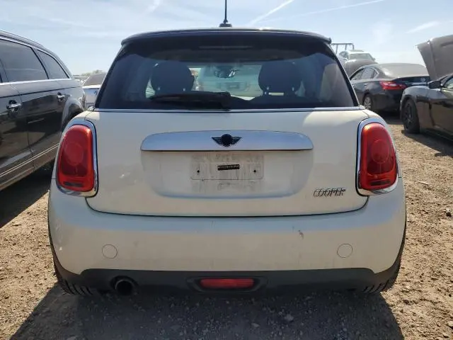 2015 MINI COOPER 