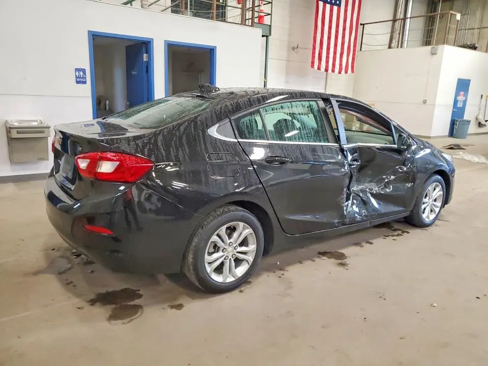 2019 CHEVROLET CRUZE LT  