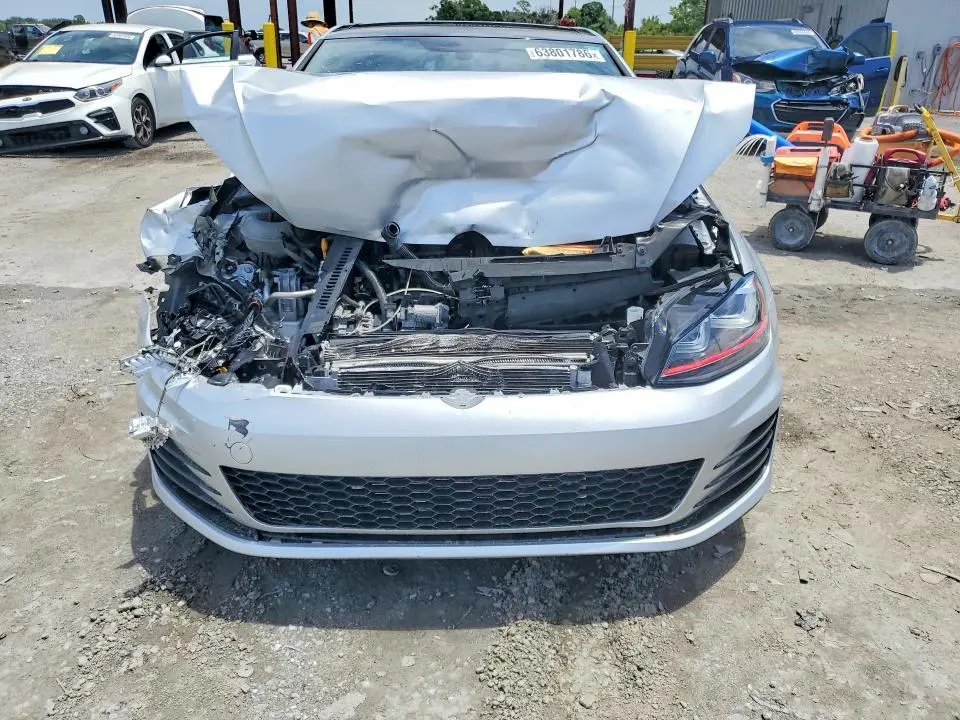 2016 VOLKSWAGEN GTI S/SE  
