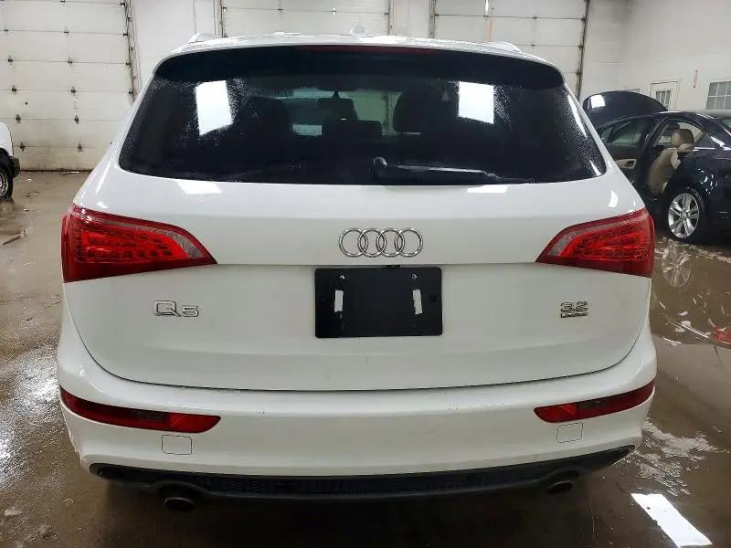2011 AUDI Q5 PREMIUM PLUS  