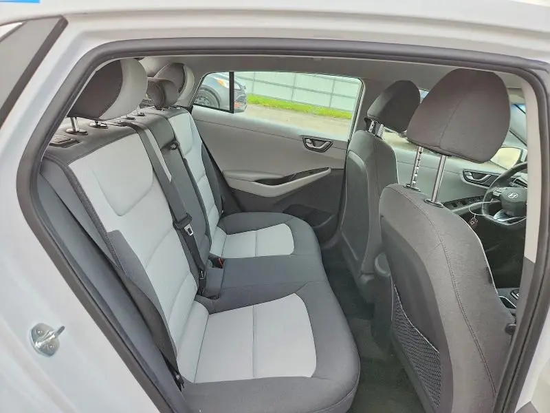 2020 HYUNDAI IONIQ SE  