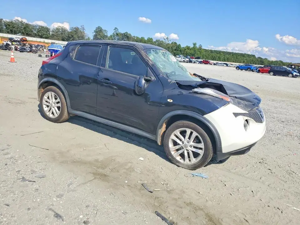 2012 NISSAN JUKE S  