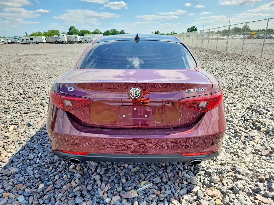 2017 ALFA ROMEO GIULIA Q4  