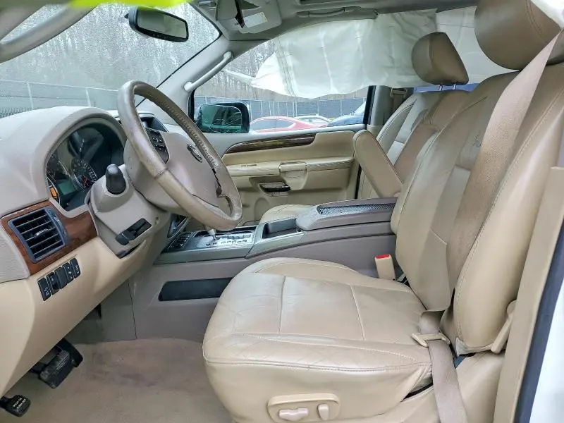 2011 NISSAN ARMADA SV  