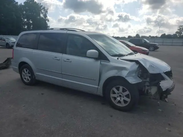 2010 CHRYSLER TOWN & COUNTRY TOURING