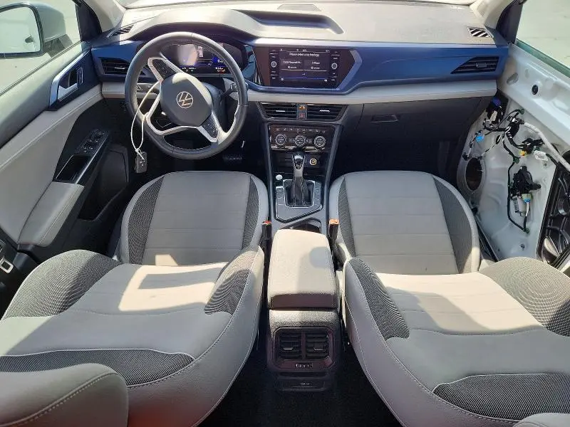 2024 VOLKSWAGEN TAOS SE  