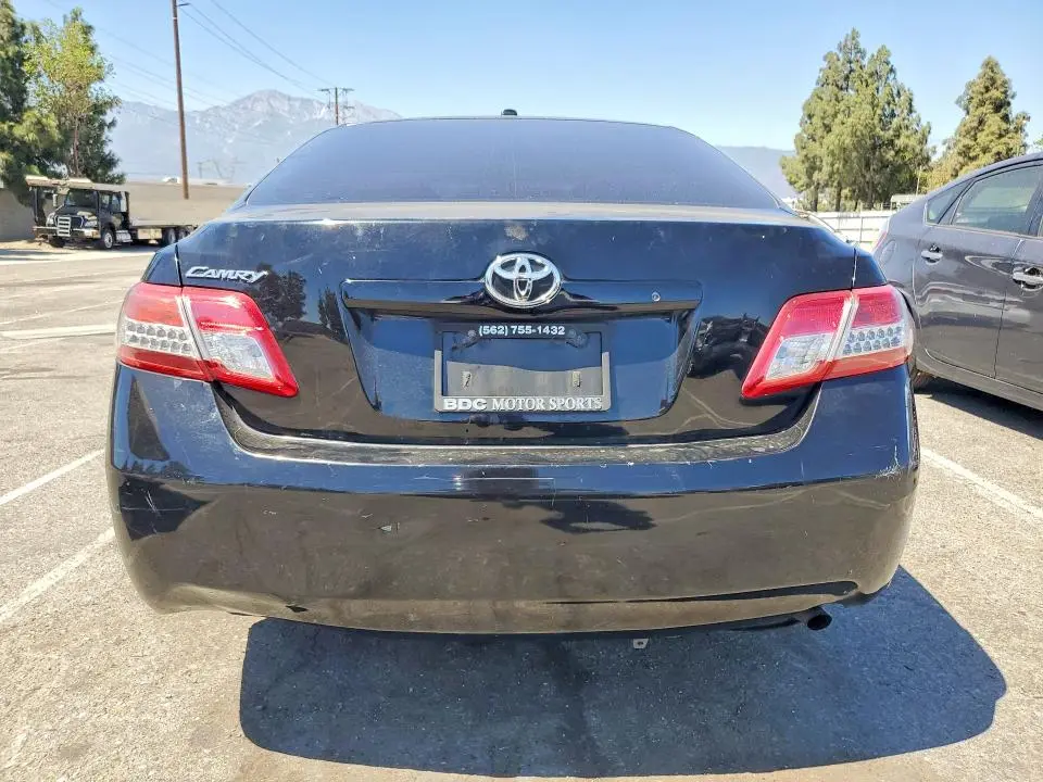 2011 TOYOTA CAMRY BASE  