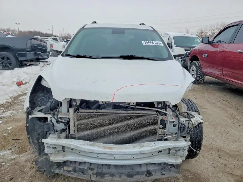 2017 CHEVROLET EQUINOX LT  