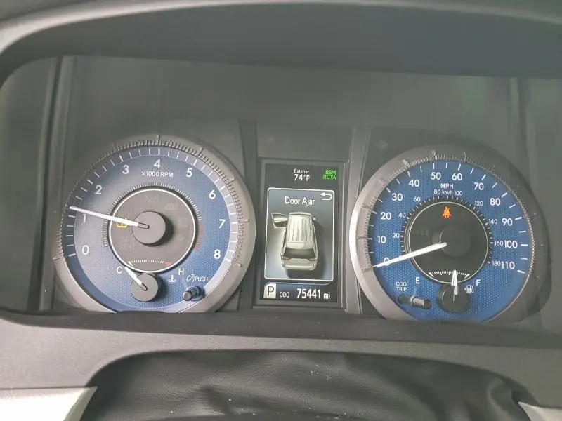 2020 TOYOTA SIENNA LE  