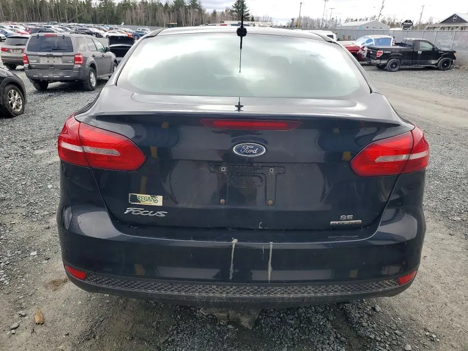 2016 FORD FOCUS SE  