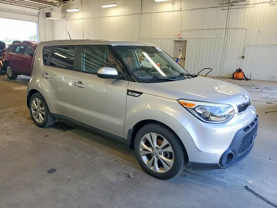 2015 KIA SOUL +  