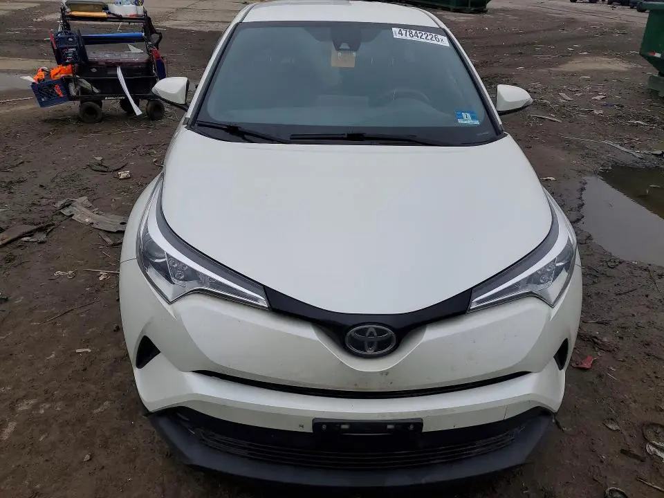 2018 TOYOTA C-HR XLE PREMIUM  