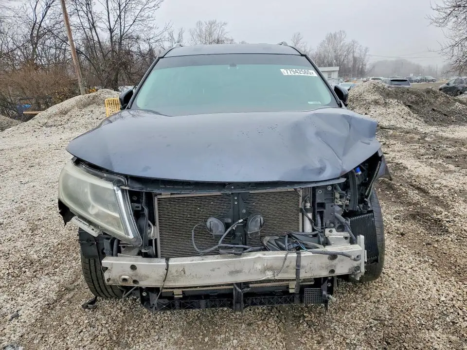 2014 NISSAN PATHFINDER SV  