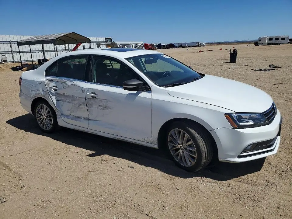 2016 VOLKSWAGEN JETTA SEL  