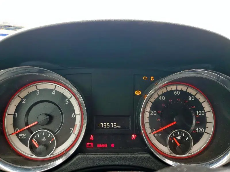 2017 DODGE GRAND CARAVAN SE  