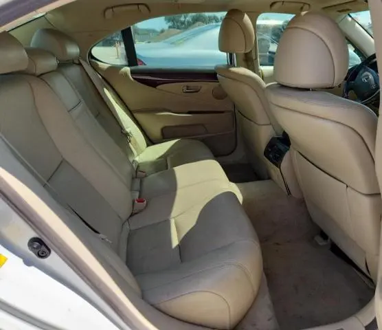 2010 LEXUS LS 460  