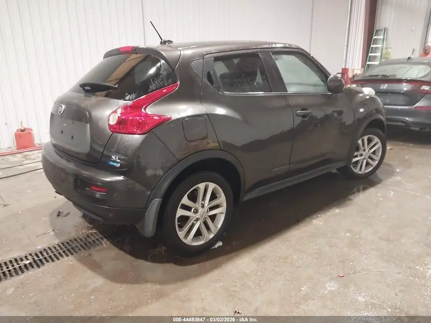 2012 NISSAN JUKE SL
