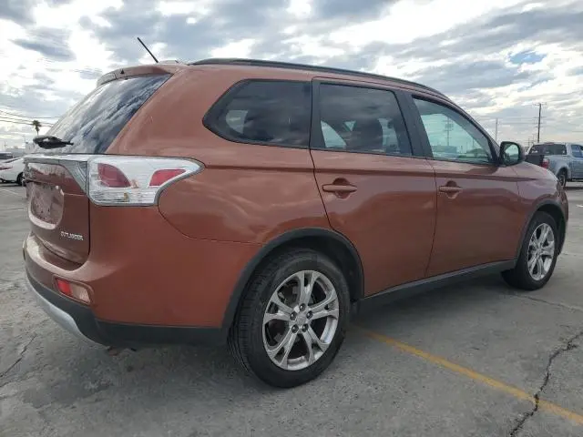 2015 MITSUBISHI OUTLANDER SE