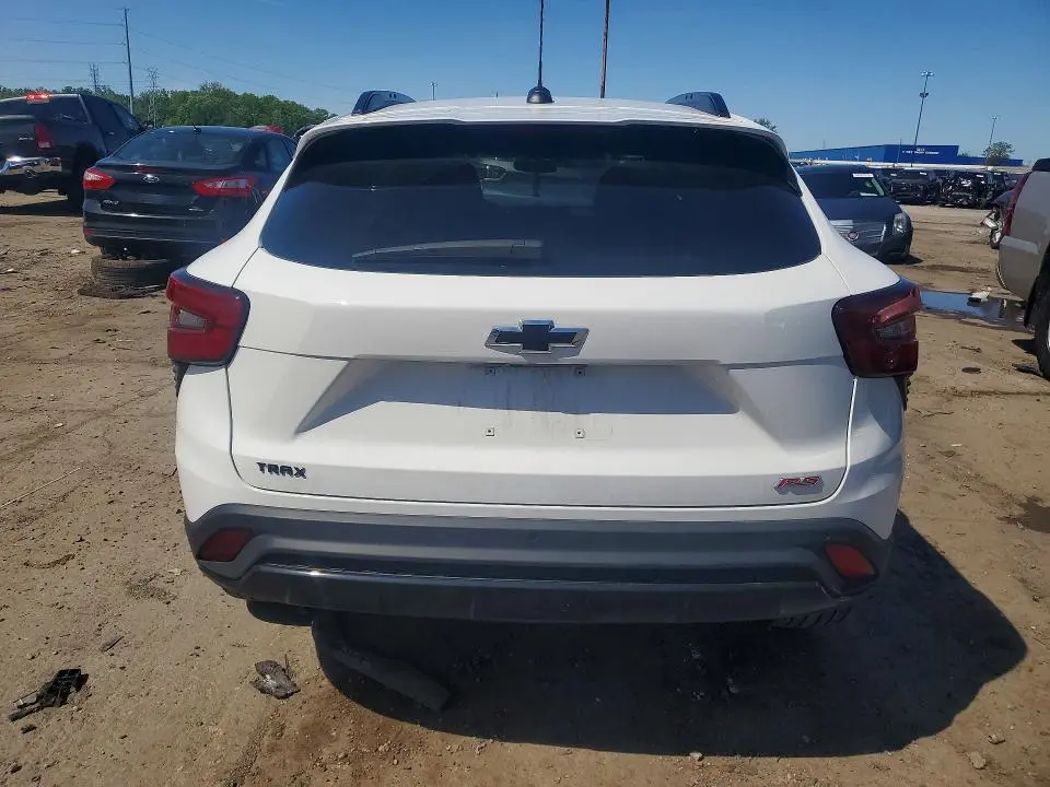 2025 CHEVROLET TRAX 2RS  