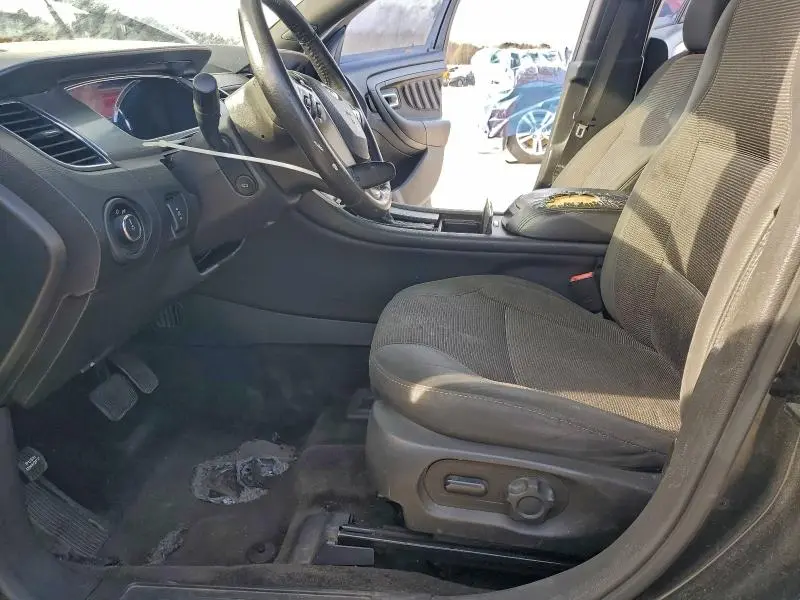 2015 FORD TAURUS SEL  