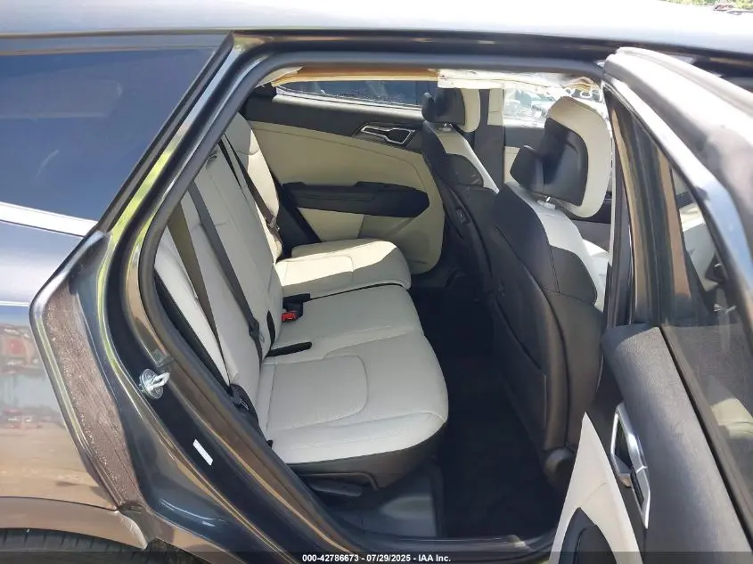 2023 KIA SPORTAGE EX