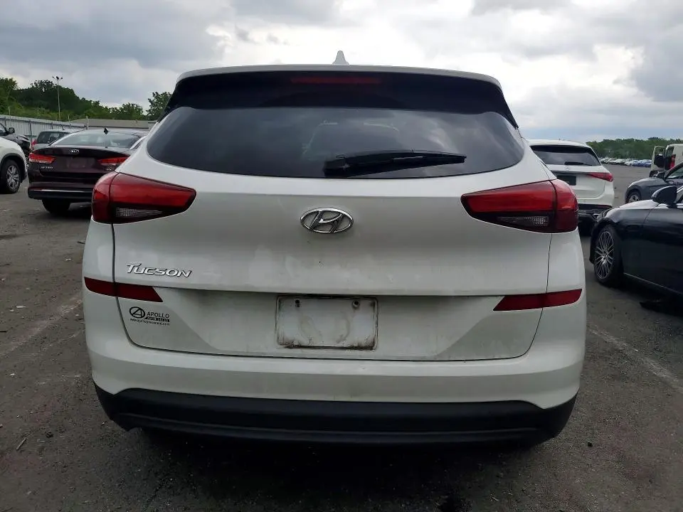 2020 HYUNDAI TUCSON SE  