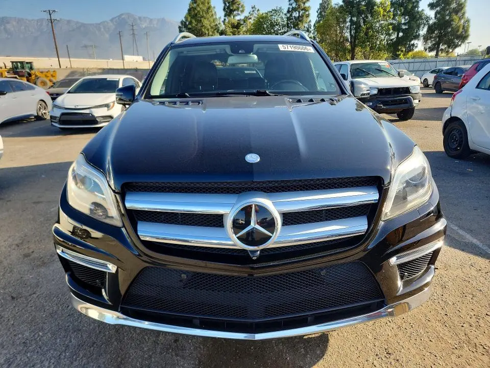 2015 MERCEDES-BENZ GL 550 4MATIC  