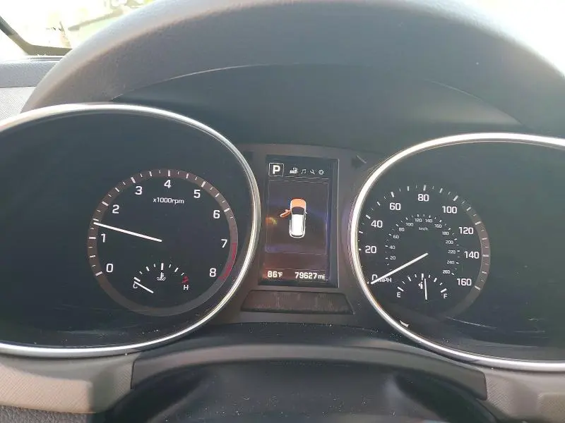 2017 HYUNDAI SANTA FE SE  